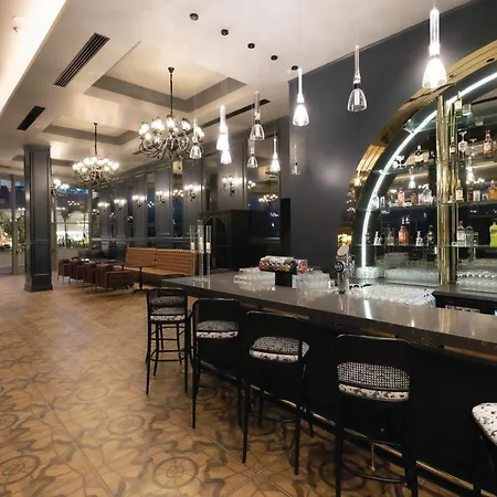 Beks Premium & Otel Kuşadası